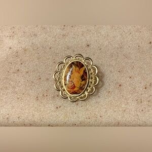 Elegant Gold-Tone Cameo Brooch